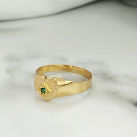 Anillo Corazon Con Circon Verde T7 ½ /1.22/gr ID: 2155