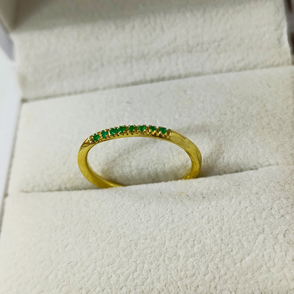 Anillo Churumbella Con Esmeraldas T6½ /2.15/gr ID: 2640