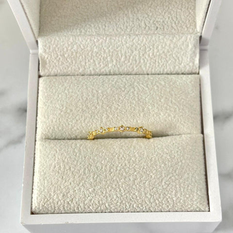 Anillo Churumbela Circón Blanco T6 /1.02/gr ID: 3091