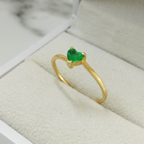 Anillo Esmeralda corazon 0.30 cts 5mm 1.43/gr Oro Amarillo Talla 7 3/4 ID: 3160