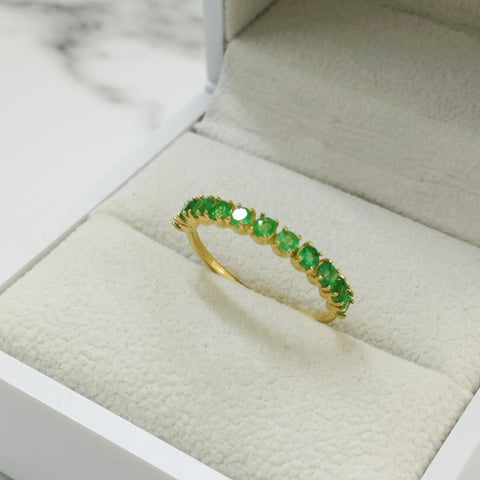 Anillo Cintillo 11 Esmeraldas de 2.65mm, 0.56 cts, 1.68/gr Oro Amarillo Talla 7 1/2 ID: 3165