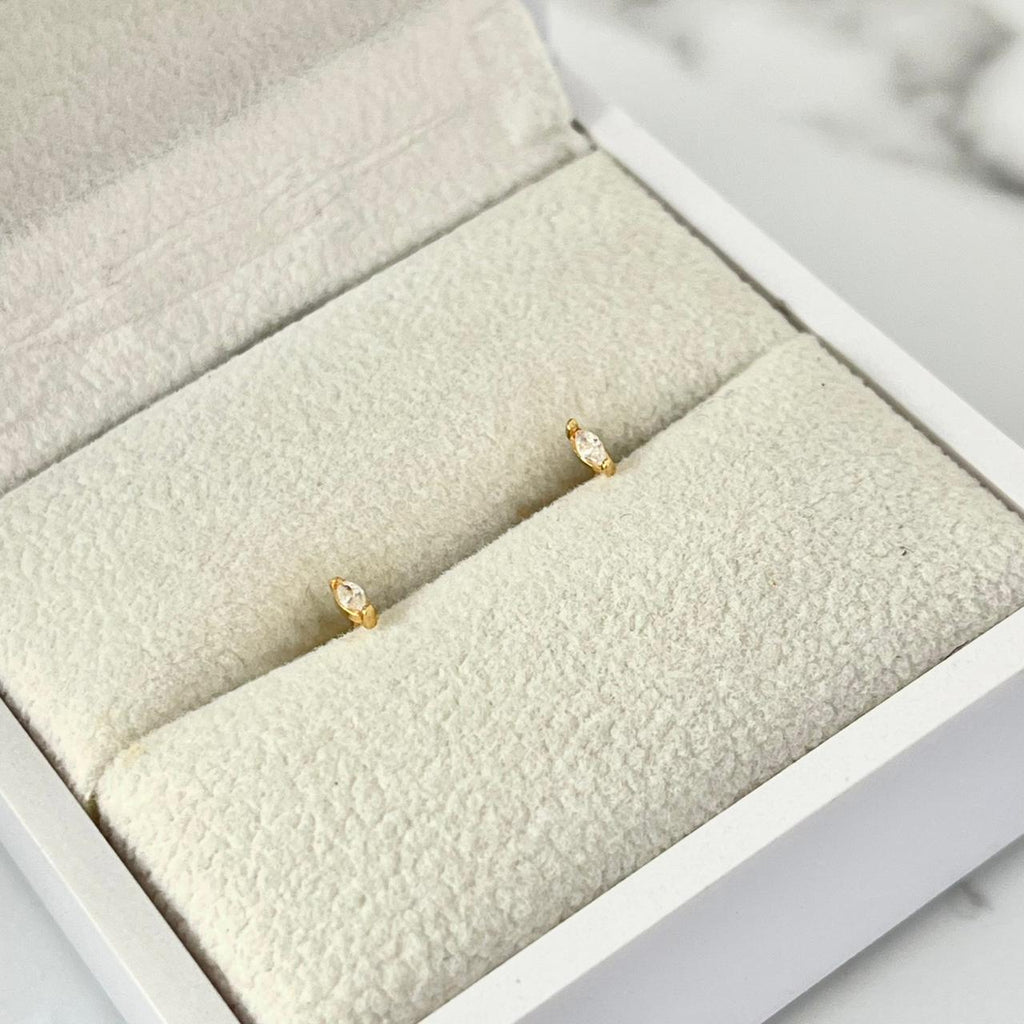 Topo circón blanco 4mm 0.49/gr ID: 3250