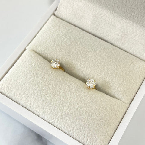 Topo circón blanco cinco uñas 4mm 0.63/gr ID: 3257