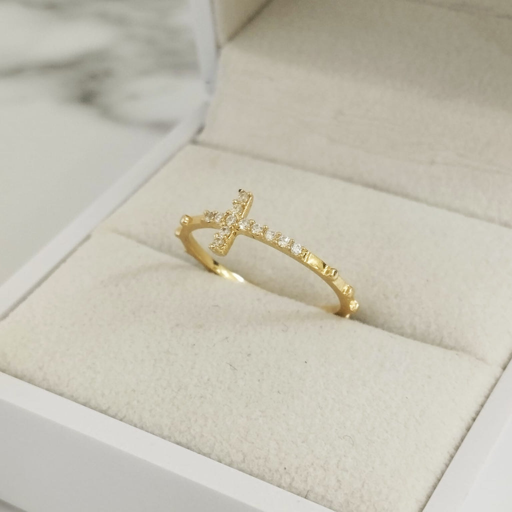 Anillo Cruz Denario Circon Blanco T7½ /1.5/gr ID: 539