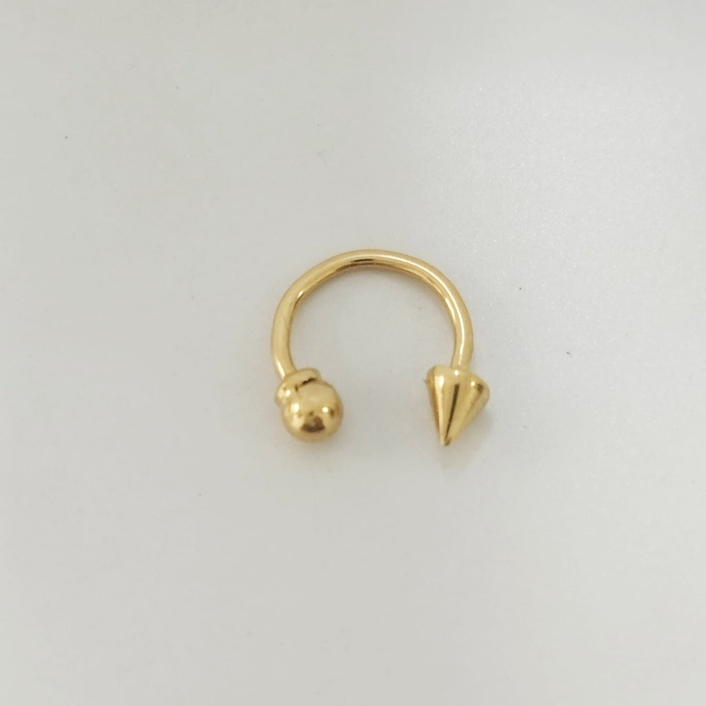 Piercing Tipo Aro Con Piramide 1.3cm