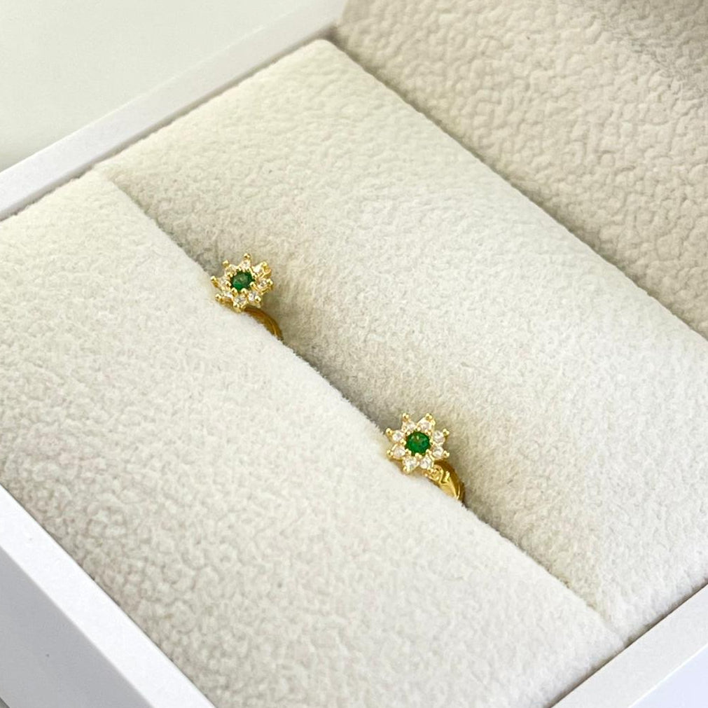 Topo Flor Circon Verde y Blanco 6mm /0.81/gr ID: 846