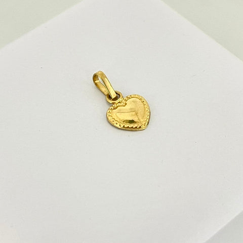 Dije Corazon Punteado 1.5cm /0.41/gr ID: 977