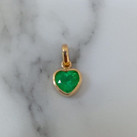 Dije Esmeralda Corazon Bisel 0.515ct 1.2cm 0.57gr ID: 1207