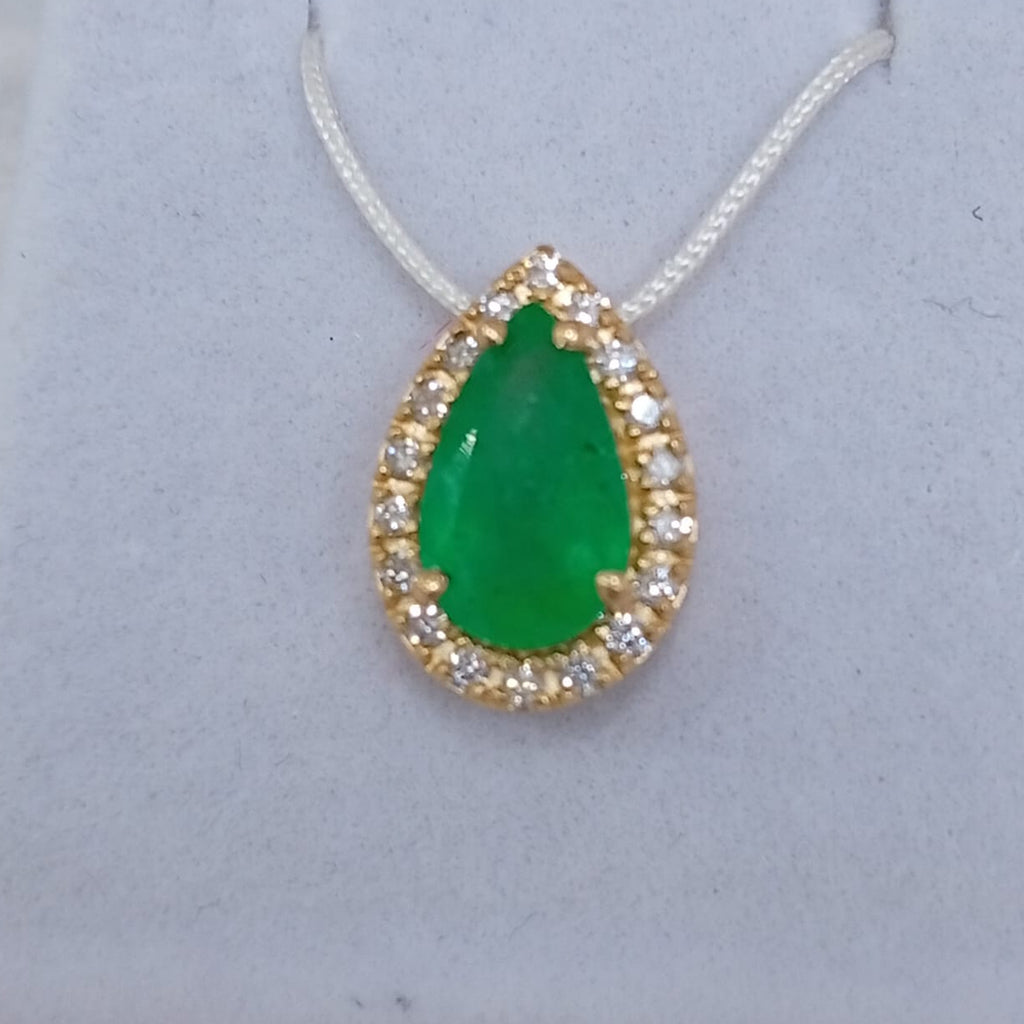 Dije Gota Esmeralda 1.555ct y Diamante 0.21ct 1.5cm 1.83gr ID: 1208